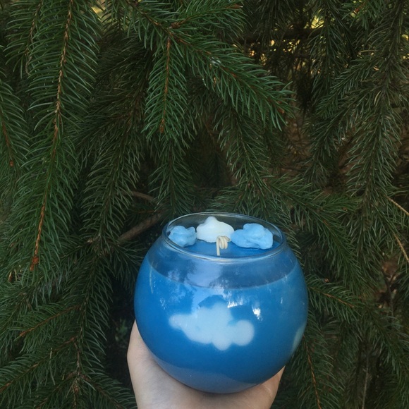 Bubble Cloud Candle - Picture 3 of 3